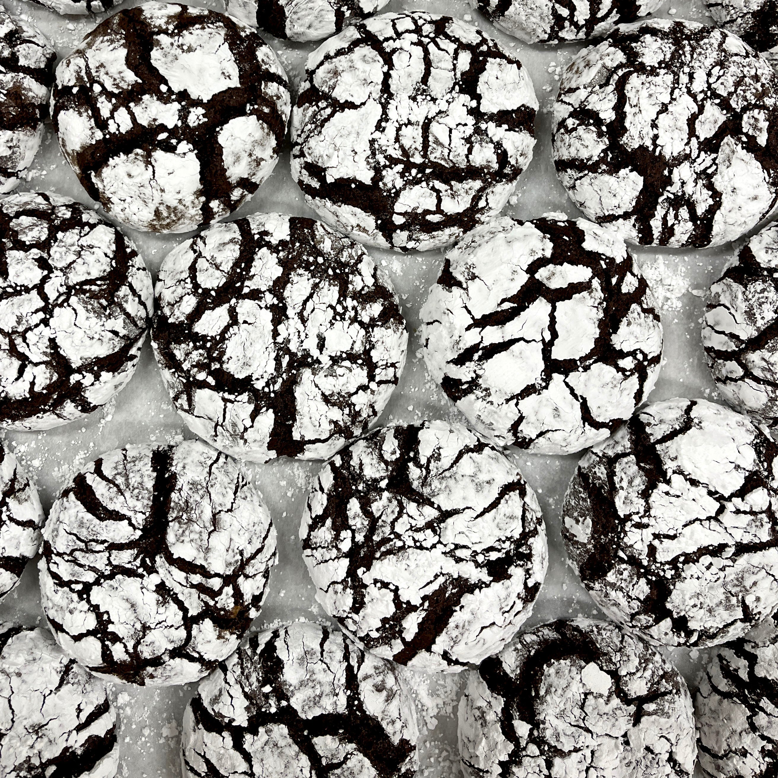 Chocolate Crinkle Cookie